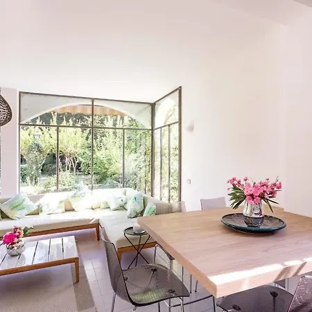 Vila Villa Lesa Lesa